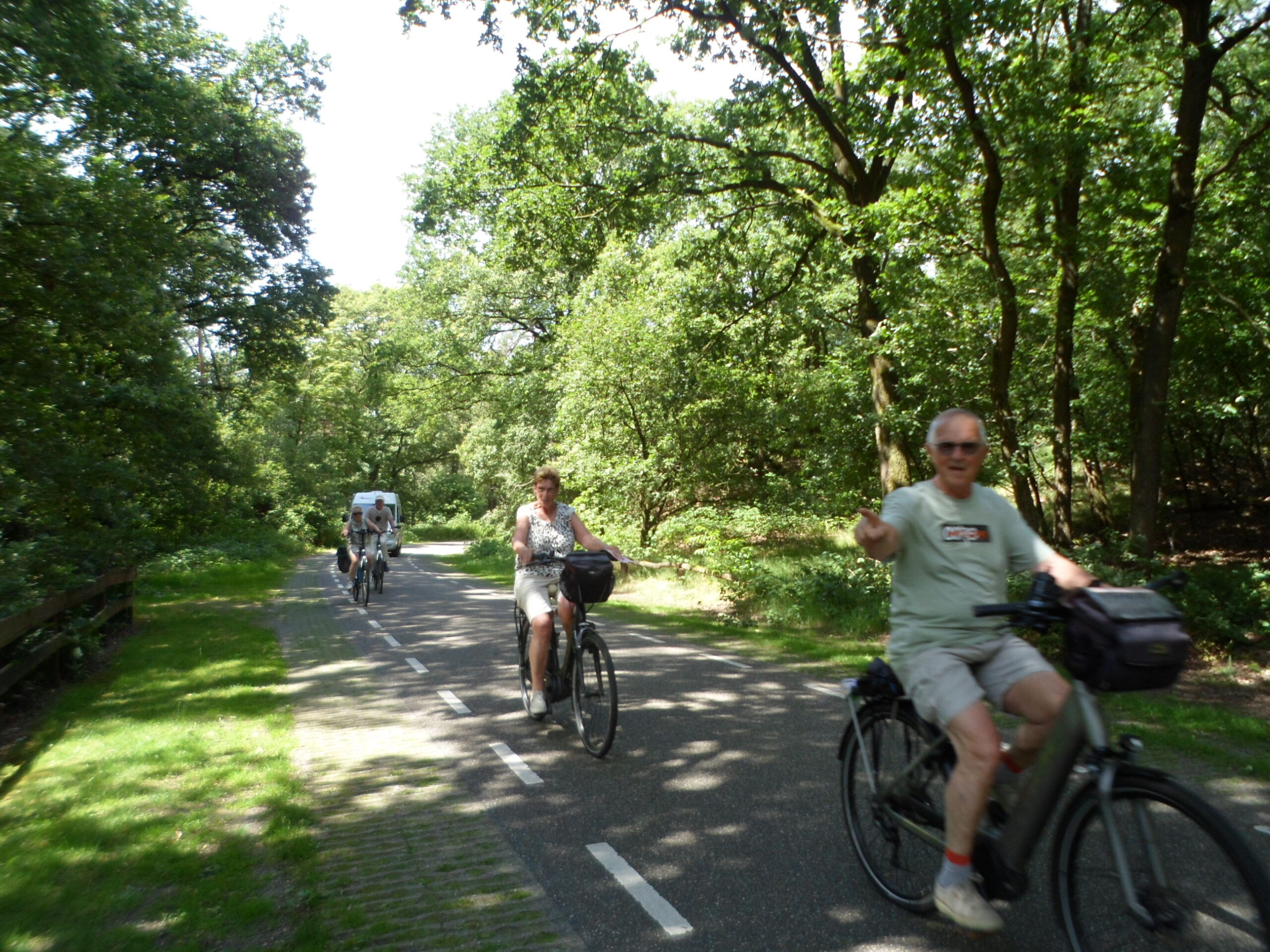 Foto s Startplaats Stiphout Dag 1 dinsdag 9 Juli 2024 